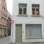Den Berch Van Thabor - Bnb Antwerp Historic Centre - Tab